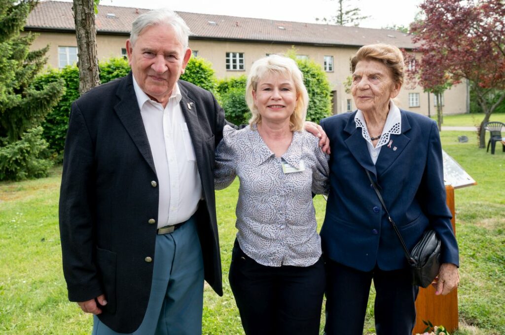 Herr Bartnikowski, Frau Kolbe und Frau Stroinska