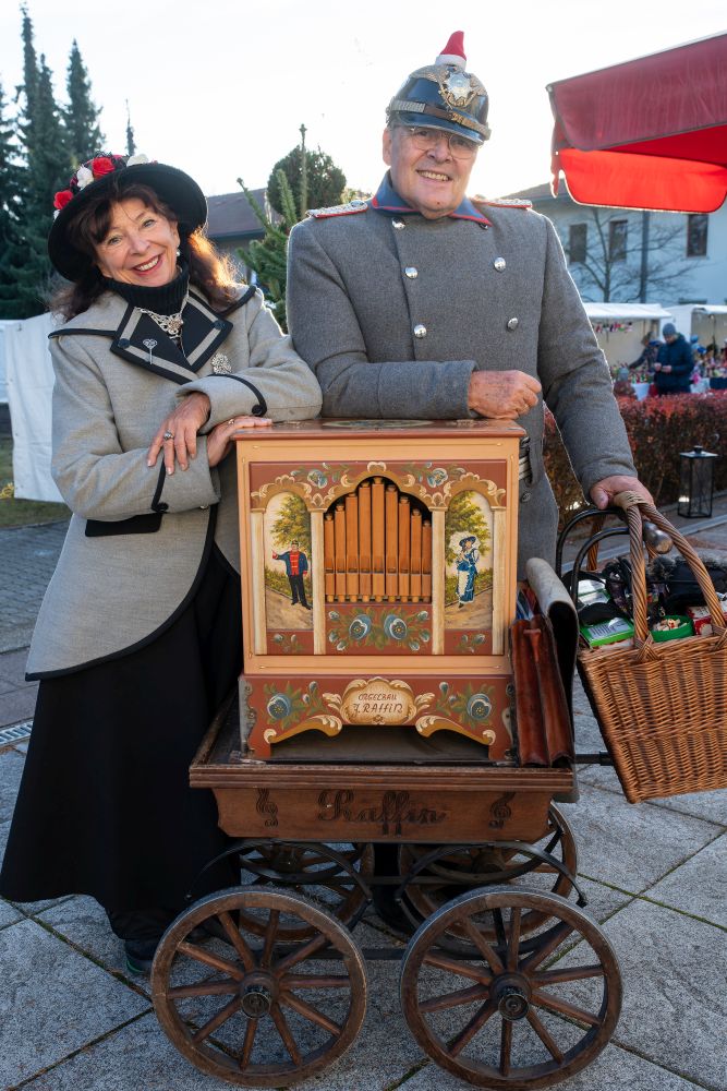 Adventsbasar Leierkasten