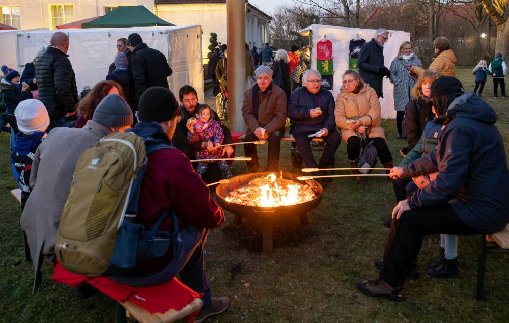 Adventsbasar Feuertonne