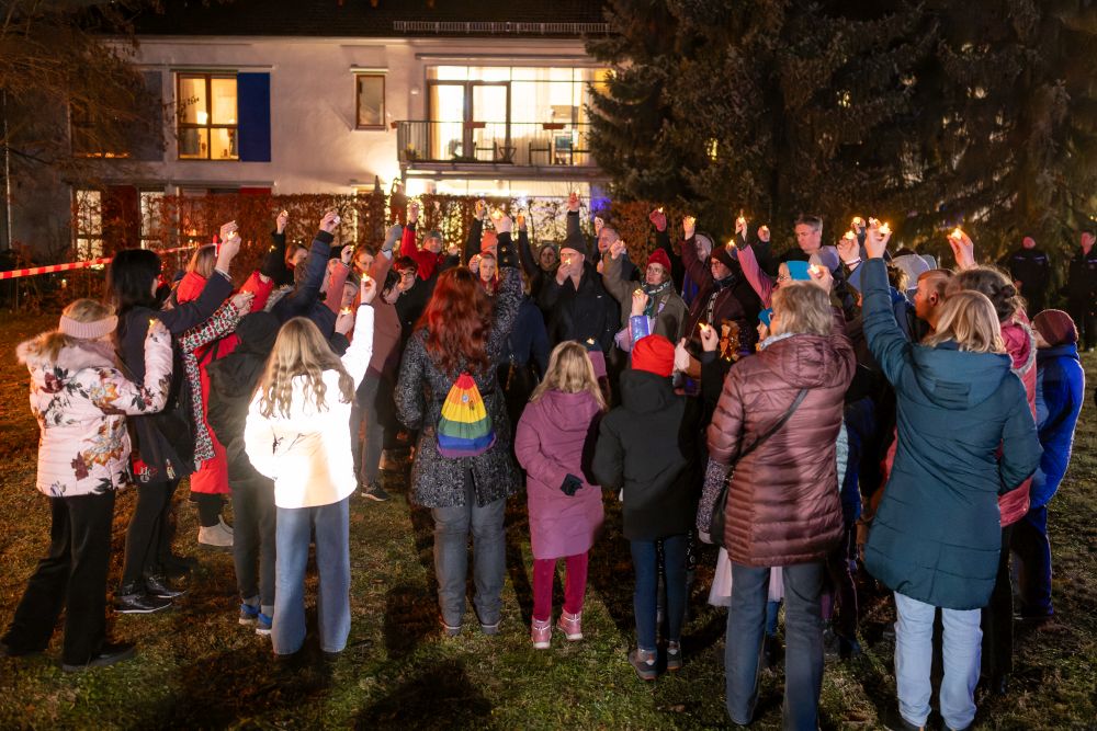 Adventsbasar Lichtertanz