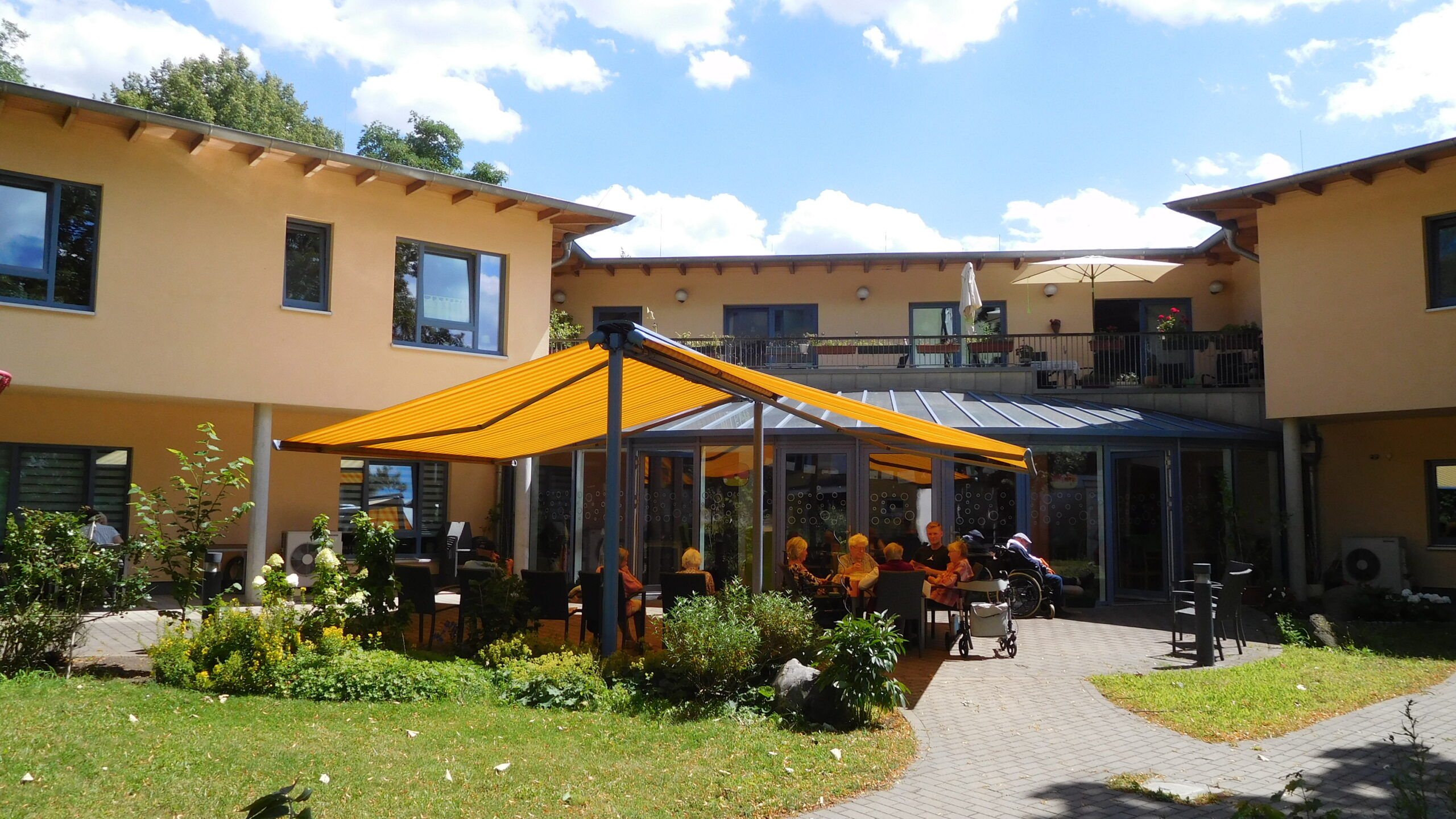 Goldener Herbst; Haus Prag