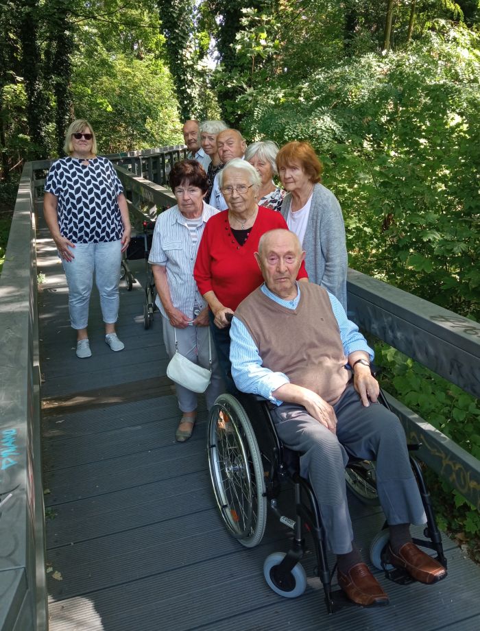 Goldener Herbst auf einem Ausflug
