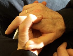 Sich umschließende Hände